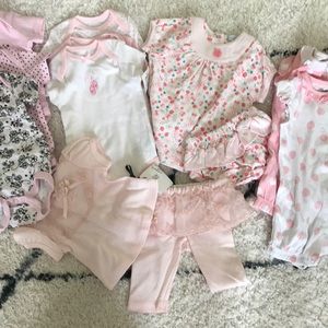 Batch of newborn to 3 month clothes new